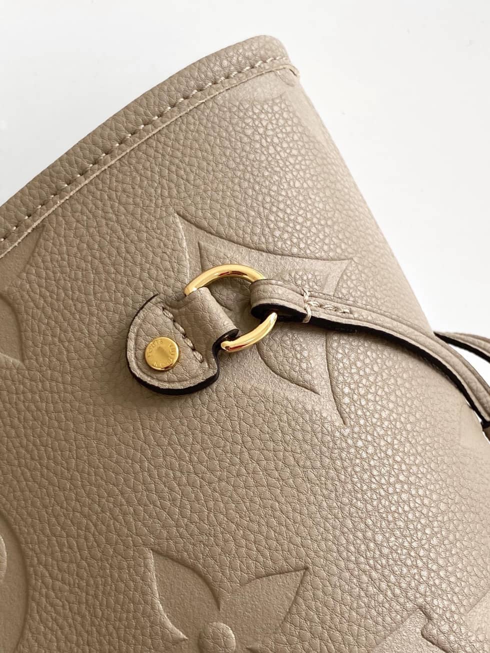 L0vis Vvtt0n Monogram Empreinte Neverfull MM Brown M45685 Replica Tote