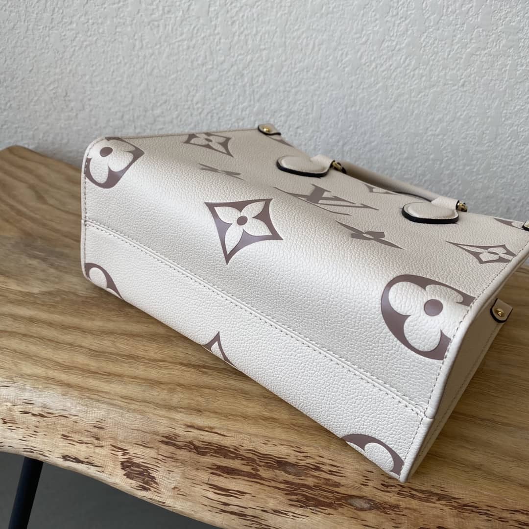L0vis Vvtt0n Mini Onthego Tote Replica White M45560