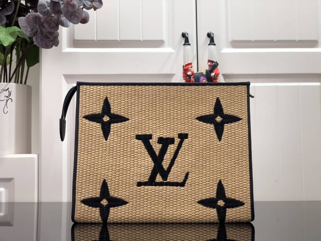L0vis Vvtt0n Monogram Giant Raffia Toiletry 26 Cosmetic Bag Replica Apricot