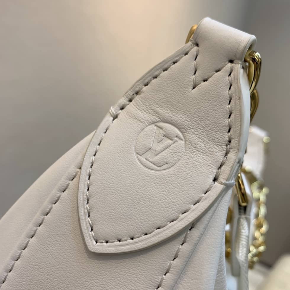 L0vis Vvtt0n Over The Moon Bubblegram White M59959 Replica Hobo