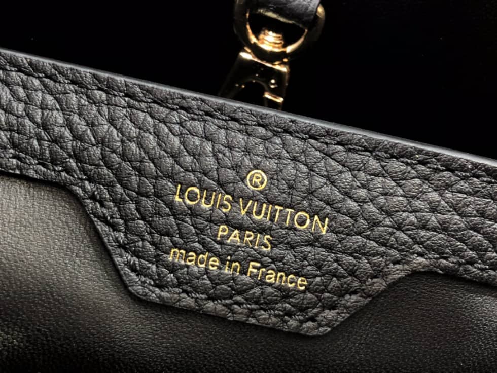 L0vis Vvtt0n Capucines MM Black M58732 Replica Crossbody Bag