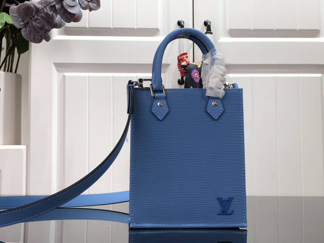 L0vis Vvtt0n Petit Sac Plat Flat Shoulder Bag Replica Blue M80169