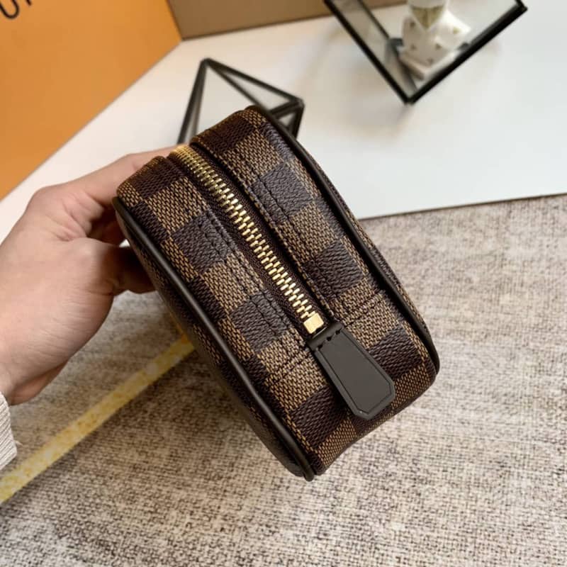 L0vis Vvtt0n Toiletry Trousse Damier Pouch PM Replica N47522