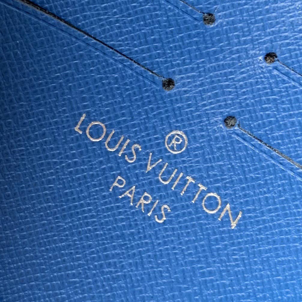 L0vis Vvtt0n Pochette Voyage MM Damier Giant Canvas Replica Blue N60412