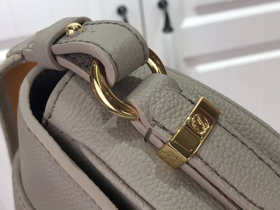 L0vis Vvtt0n Pont 9 Soft Leather PM Gery M58727 Replica Crossbody Bag