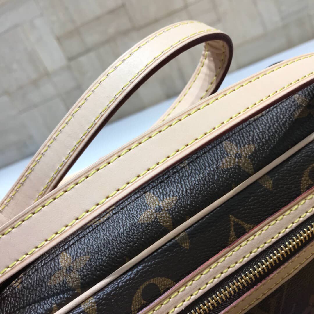 L0vis Vvtt0n Cite Pochette Monogram Canvas Replica Bag