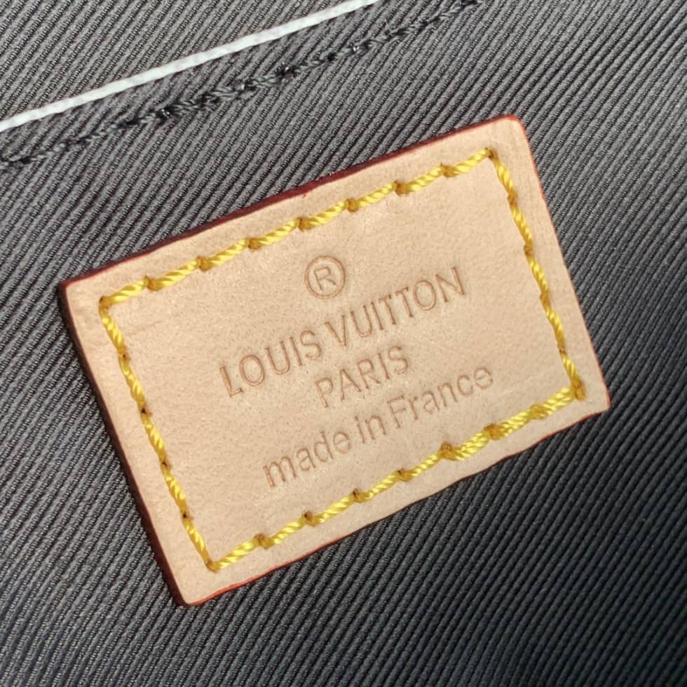 L0vis Vvtt0n Trunk Slingbag Damier Salt Marine N50061 Replica Shoulder Bag