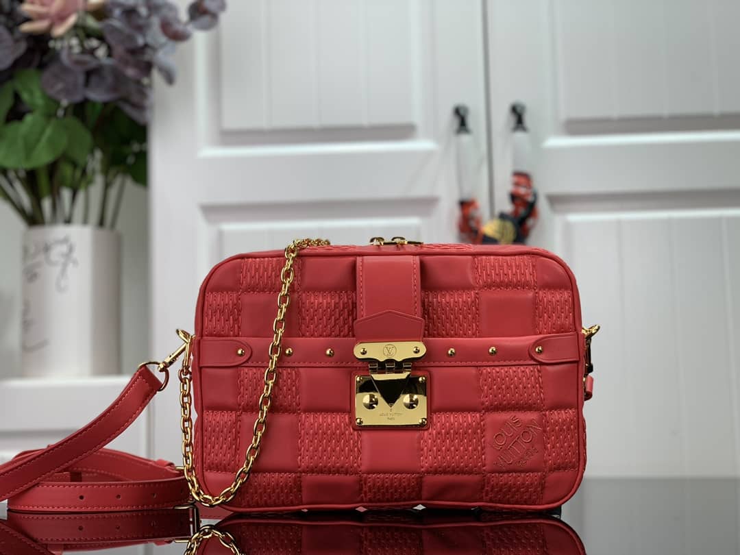 L0vis Vvtt0n Damier Quilt Lambskin Troca MM H27 Replica Bag Red M59114