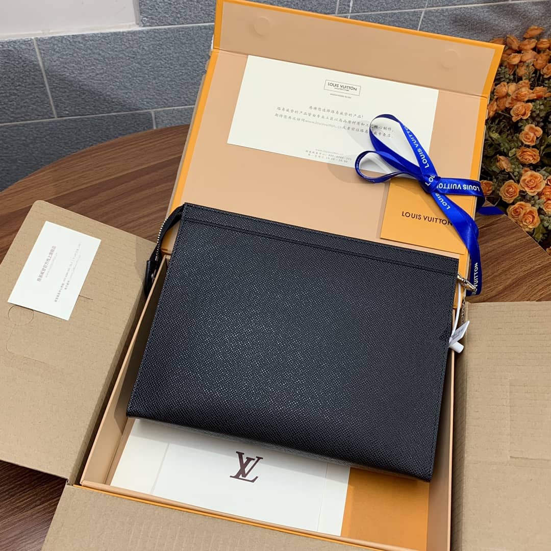 L0vis Vvtt0n Pochette Voyage MM Replica Handbag M30675