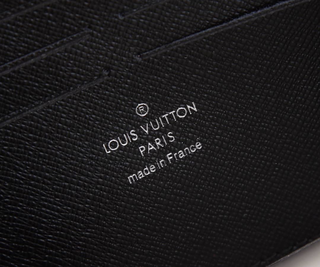 L0vis Vvtt0n Pochette Dupe Monogram Eclipse Soft Trunk M69838