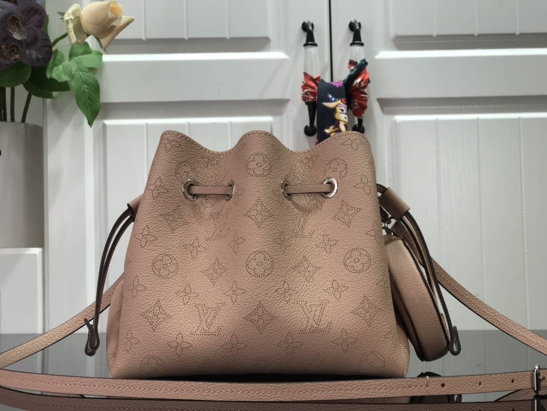 L0vis Vvtt0n Bella Mahina Magnolia Leather Replica Bag Pink M57068