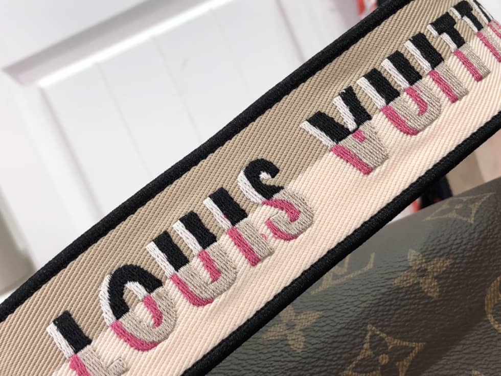 L0vis Vvtt0n Monogram Canvas Speedy 20 Black M45957 Replica Crossbody Bag