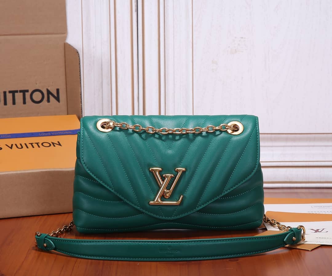 L0vis Vvtt0n New Wave Chain Cowhide Leather Replica Shoulder Bag M58664