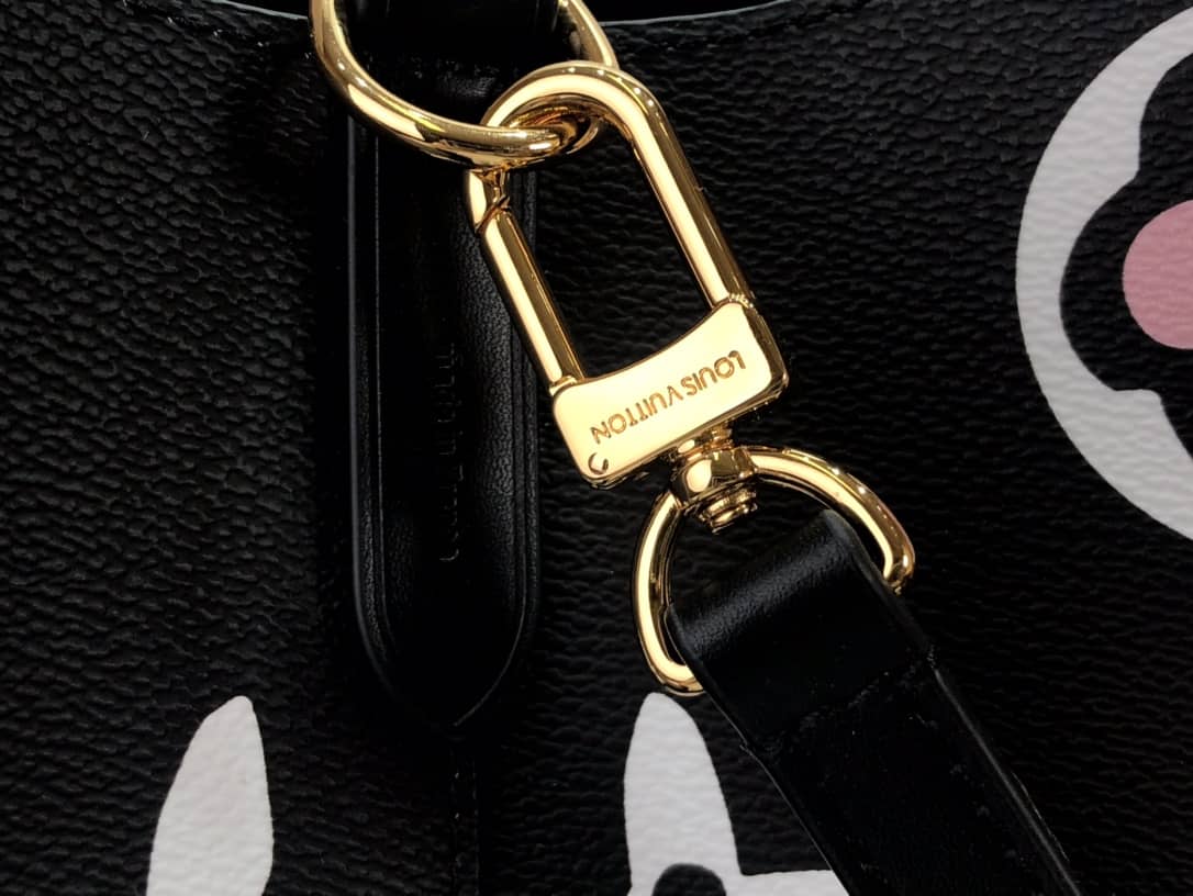 L0vis Vvtt0n Neo Noe Monogram Leather Replica Bag Black M44679