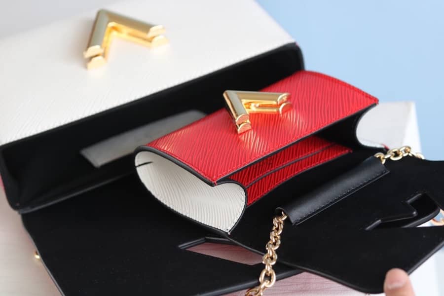 L0vis Vvtt0n Epi Leather Twist Series Bag 2pcs/set