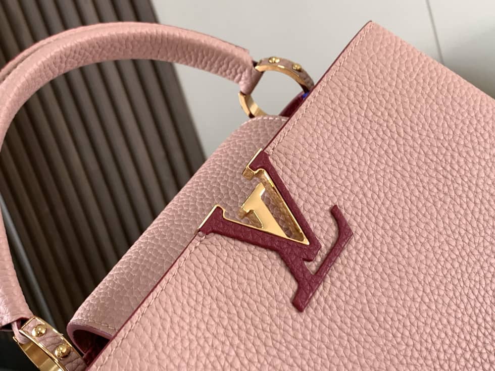 L0vis Vvtt0n Capucines BB Pink M58608 Replica Crossbody Bag