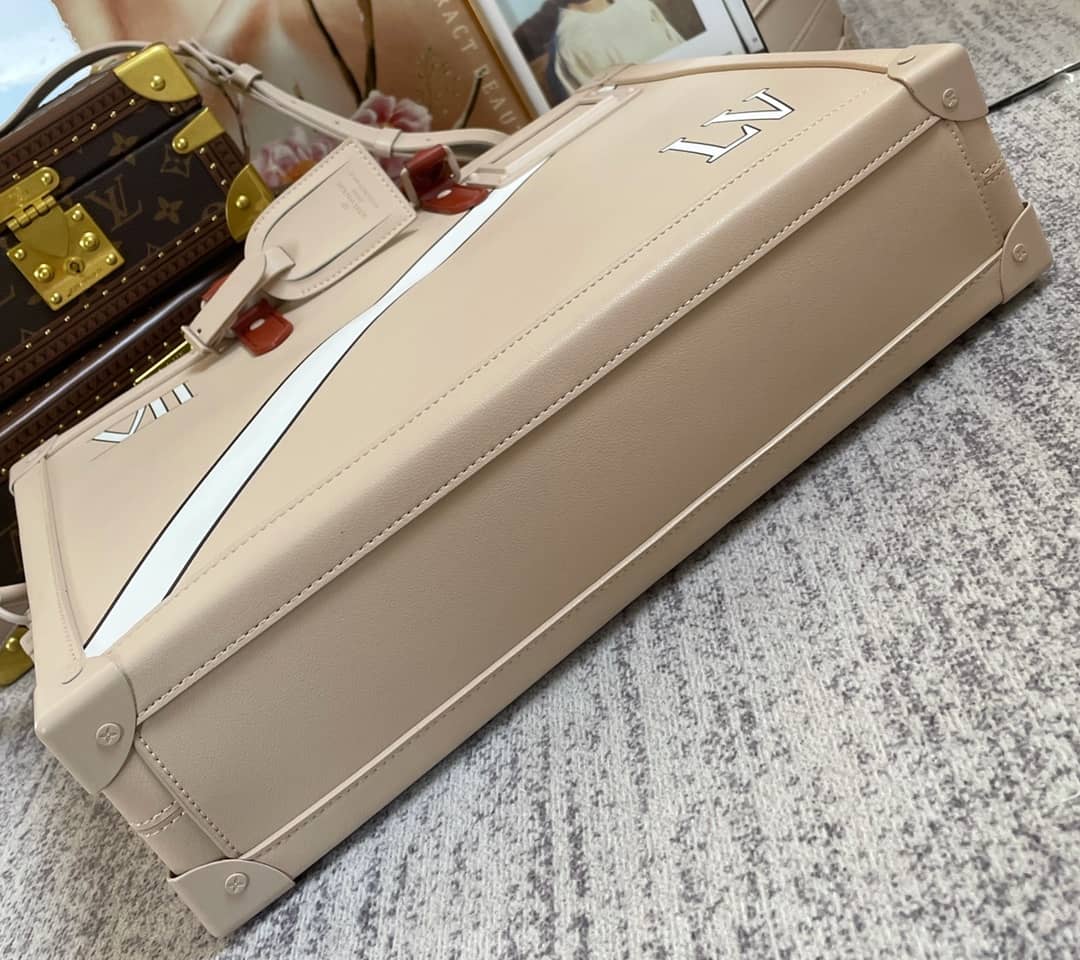 L0vis Vvtt0n Monogram Soft Trunk Replica Briefcase Apricot M44952