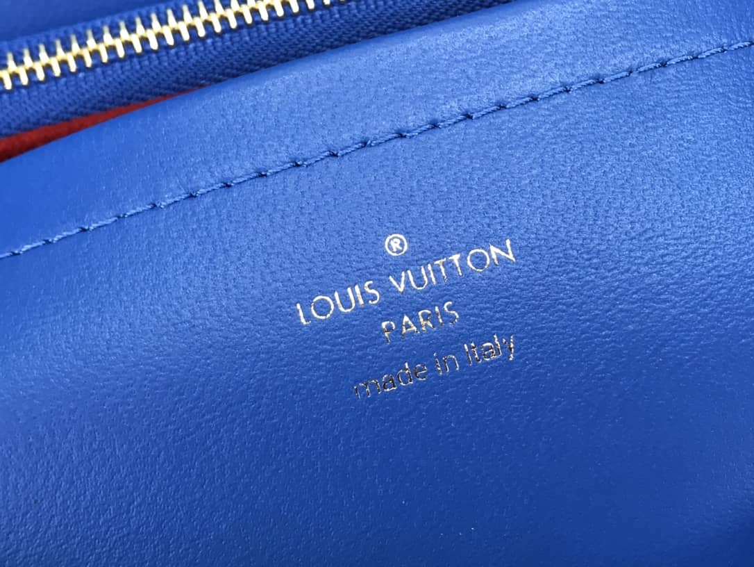 L0vis Vvtt0n Coussin Lambskin Monogram Embossed Pochette Replica Bag Blue