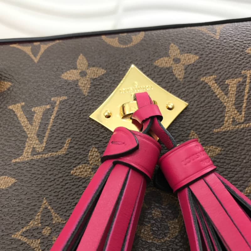 L0vis Vvtt0n Saintonge Monogram Canvas Replica Shoulder Bag Pink Red M43557