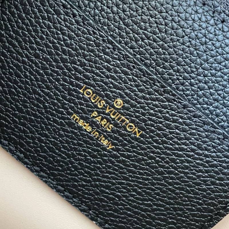 L0vis Vvtt0n Pont 9 Soft MM Grained Calfskin Leather Replica Bag Black M58967