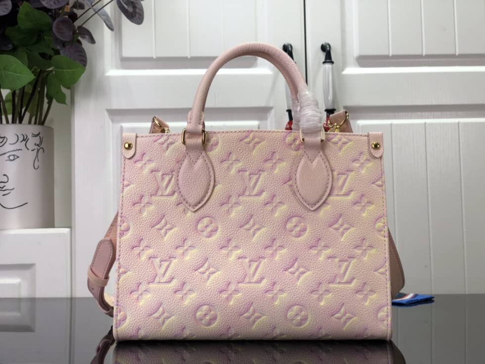 L0vis Vvtt0n OnTheGo PM M46168 Replica Tote