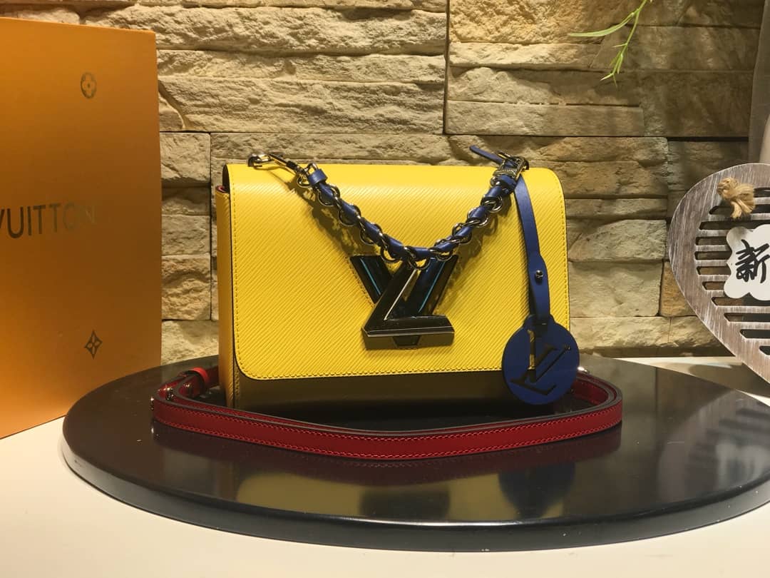 L0vis Vvtt0n Twist MM Bag Yellow M50296 Replica