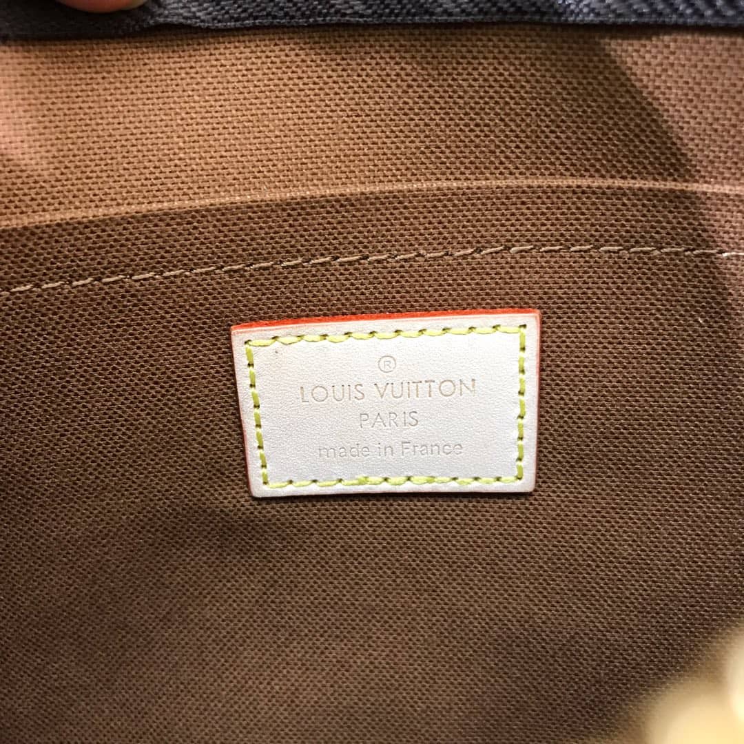 L0vis Vvtt0n Monogram Canvas Multi Pochette Replica Pink M44823