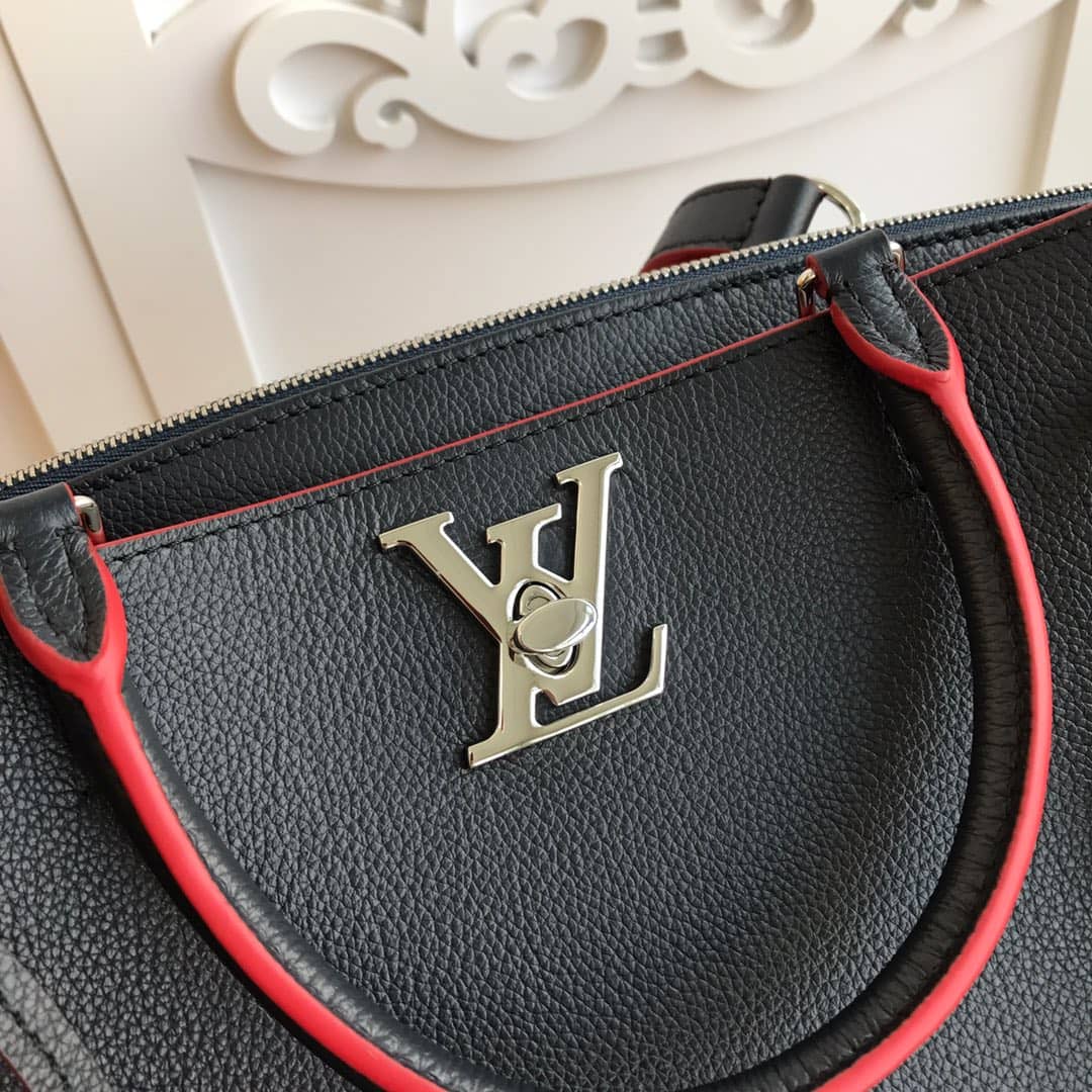 L0vis Vvtt0n Lockmeto Leather Tote Replica Black M54569