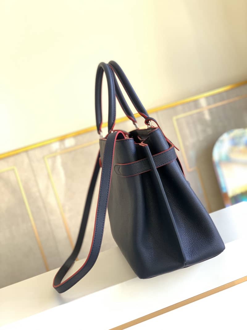 L0vis Vvtt0n Lockme Day Tote Replica M53645