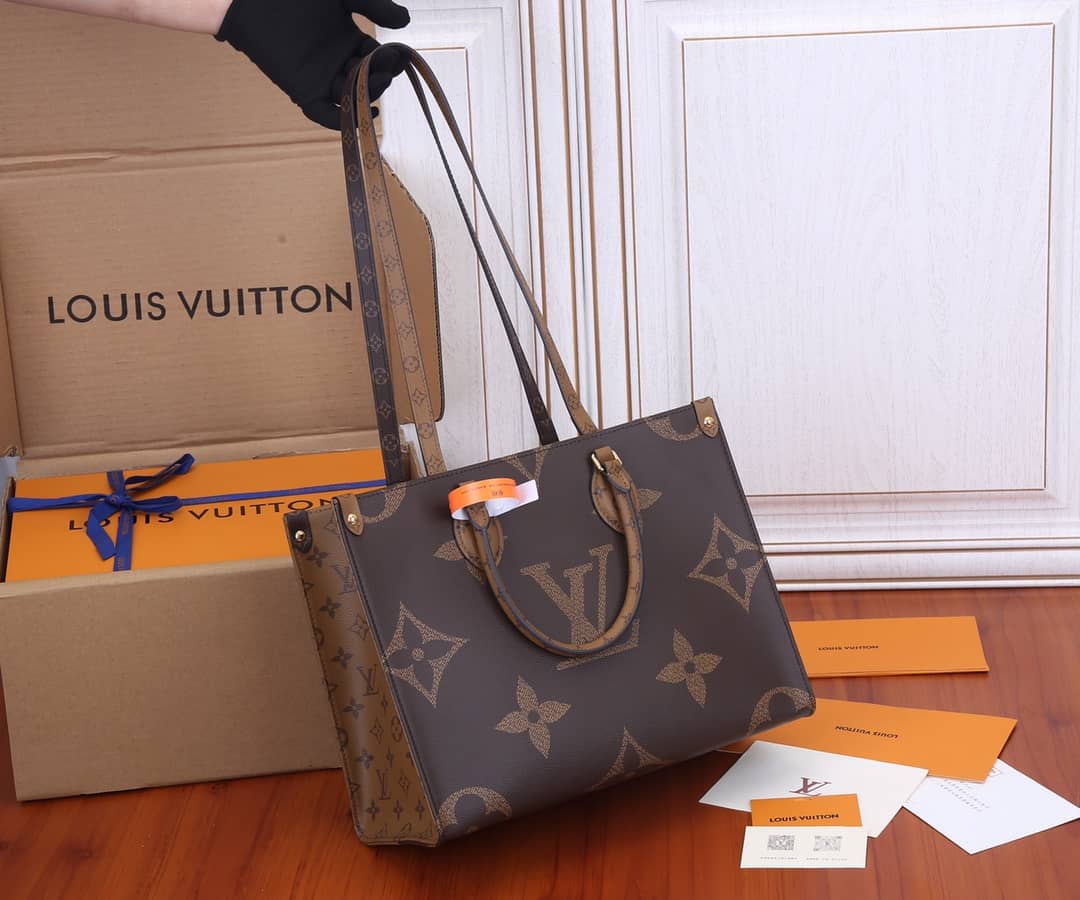 L0vis Vvtt0n Monogram Giant Canvas Onthego MM Bag Replica M45039
