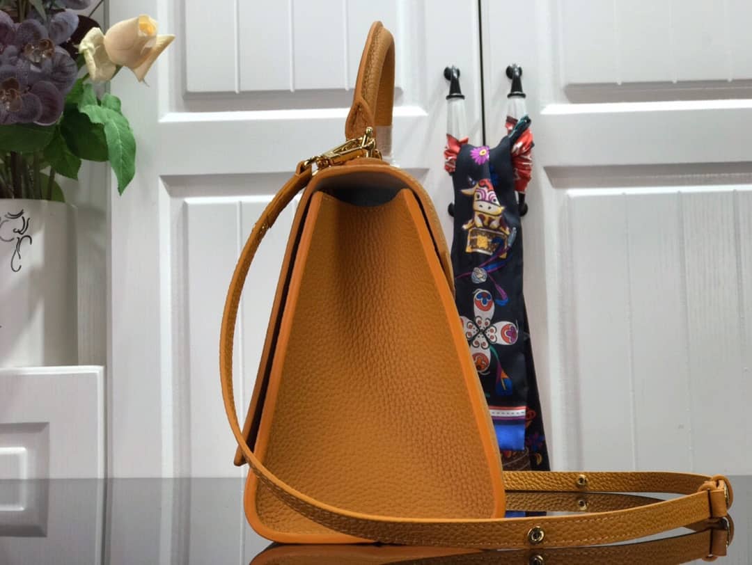 L0vis Vvtt0n Replica Bags One Handle MM Replica Bag Yellow M57090
