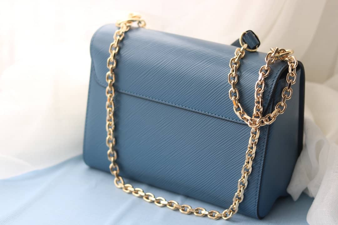L0vis Vvtt0n Twist Bag Blue Replica M50281