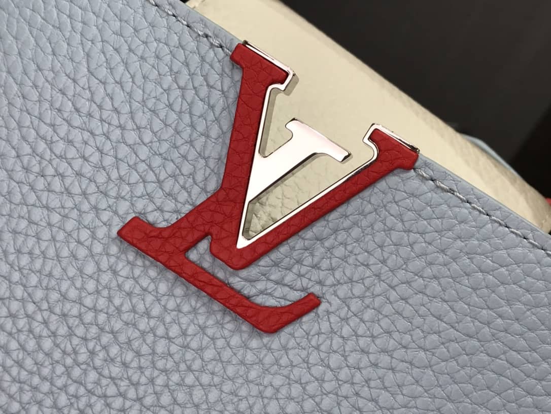 L0vis Vvtt0n Capucines Mini Taurillon Leather Replica Bag Blue M57520