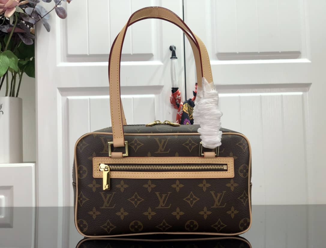 L0vis Vvtt0n Monogram Cite MM Replica Shoulder Bag M51182