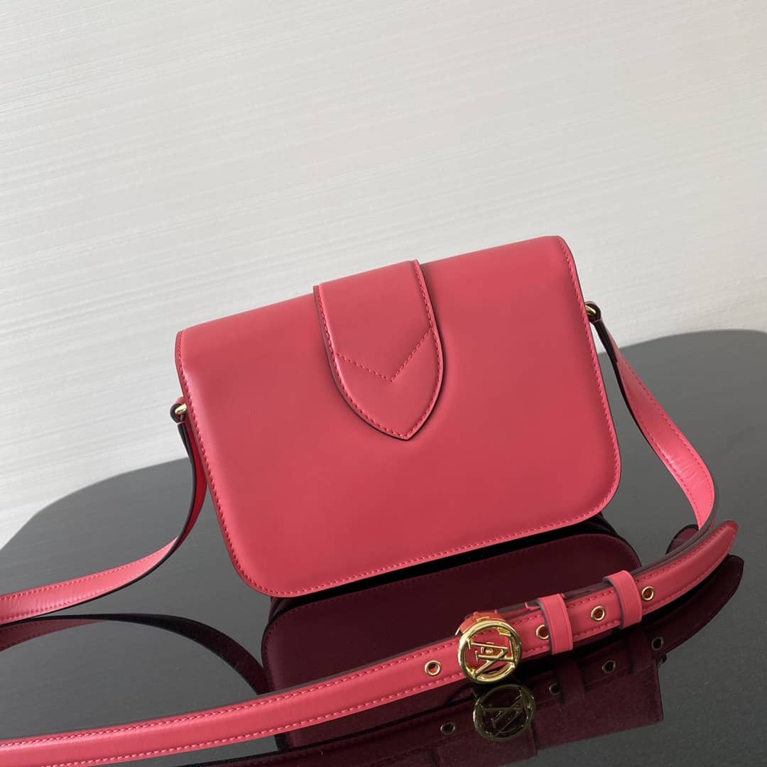 L0vis Vvtt0n Pont 9 Leather Crossbody Bag M55948