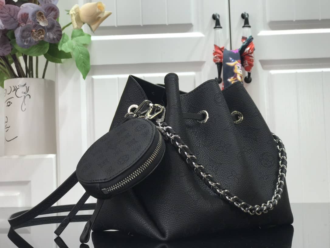L0vis Vvtt0n Bella Mahina Magnolia Leather Replica Bag Black M57068