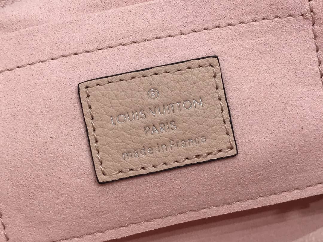 L0vis Vvtt0n Scala Mini Replica Pouch Pink M80092