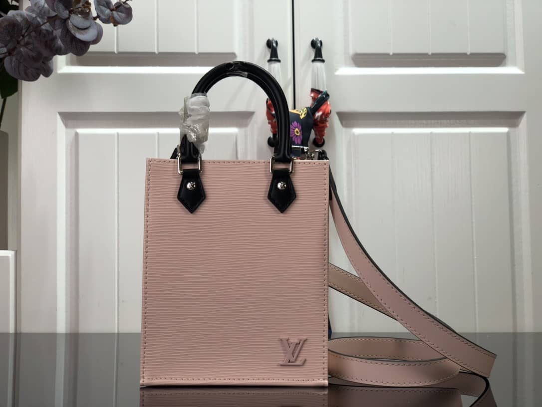 L0vis Vvtt0n Petit Sac Plat Flat Shoulder Bag Replica Pink M80169