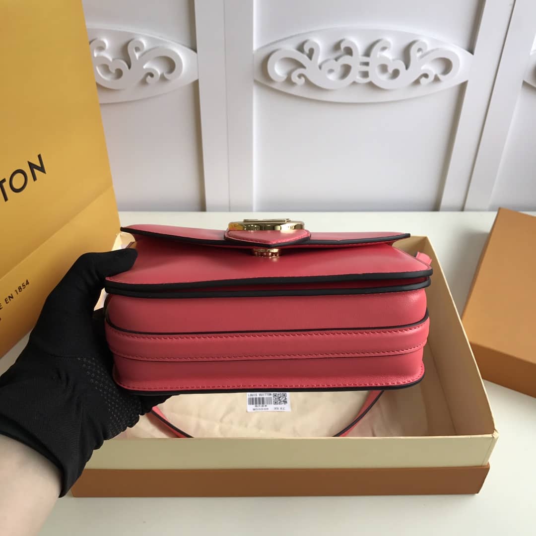 L0vis Vvtt0n Pont9 Neuf Leather Replica Shoulder Bag Red M55948