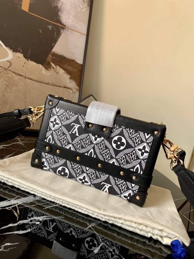 L0vis Vvtt0n Since 1854 Petite Malle Replica Bag Black M57212