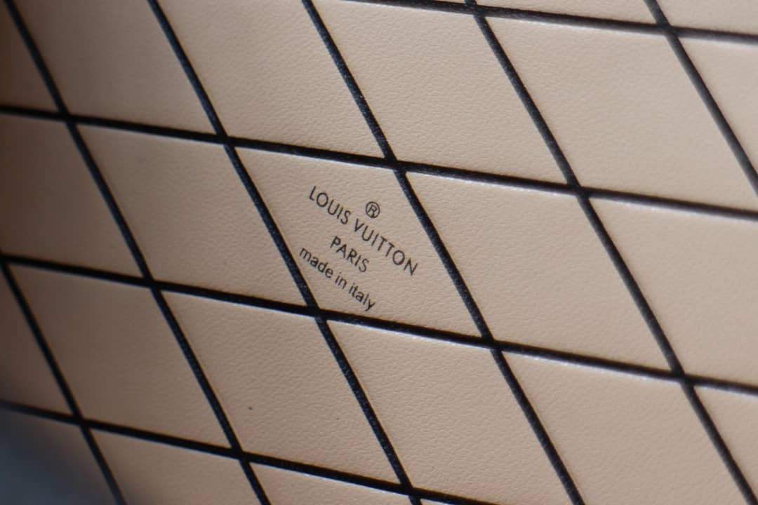 L0vis Vvtt0n Monogram Canvas Petite Malle Replica Handbag M55436