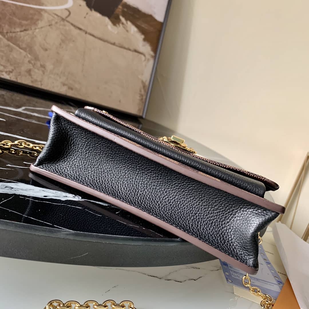 L0vis Vvtt0n Vavin Chain Wallet Replica Bag Black N60221