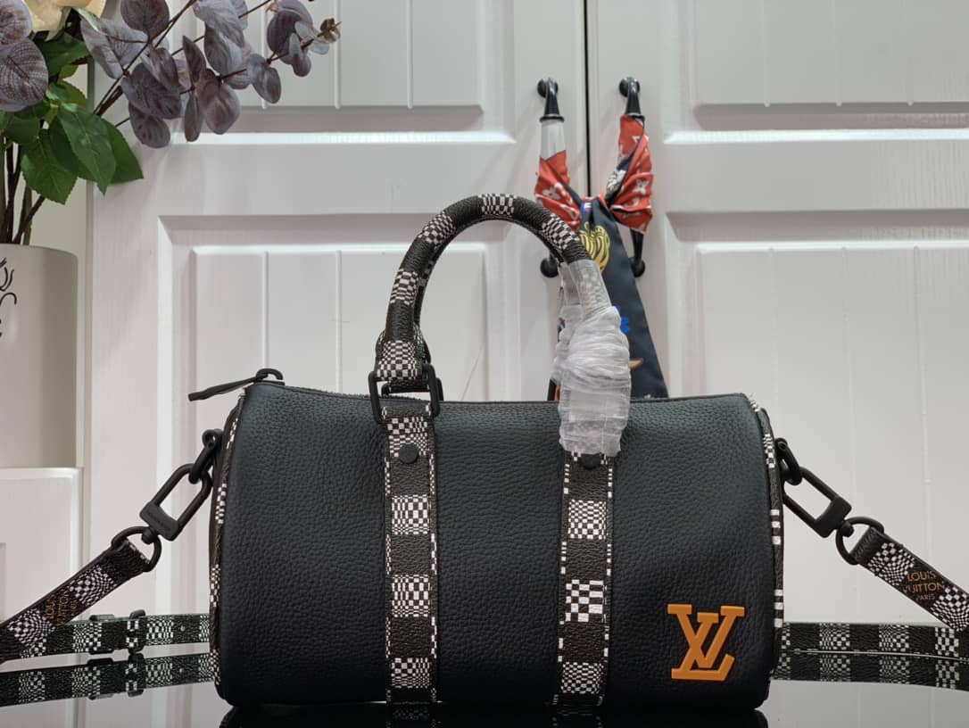 L0vis Vvtt0n Keepall XS Damier Replica Crossbody Bag M80202