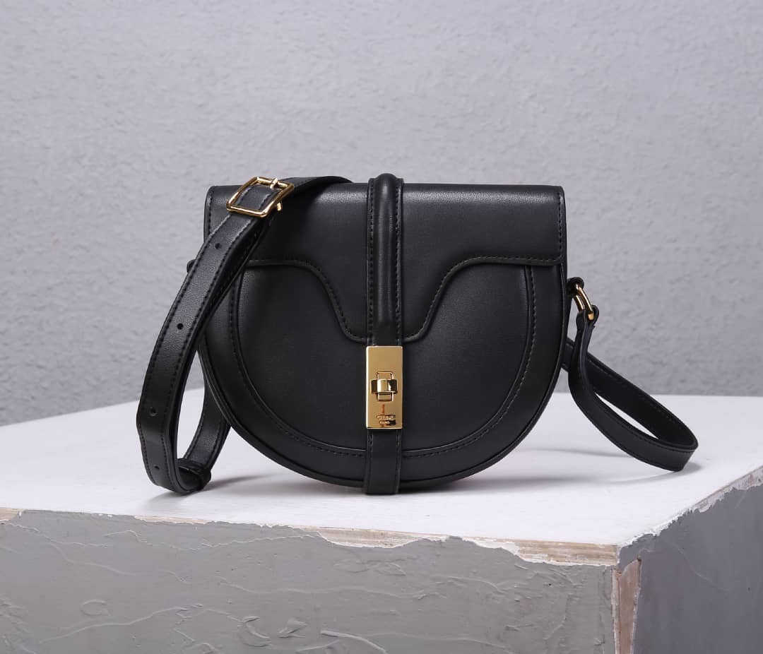Ce1i*e Small Besace 16 Cowhide Replica Saddle Bag