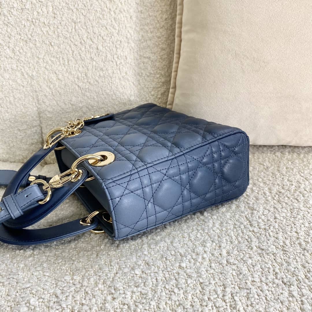 Chr1st1an D10r Lady D10r 20CM Replica Bag