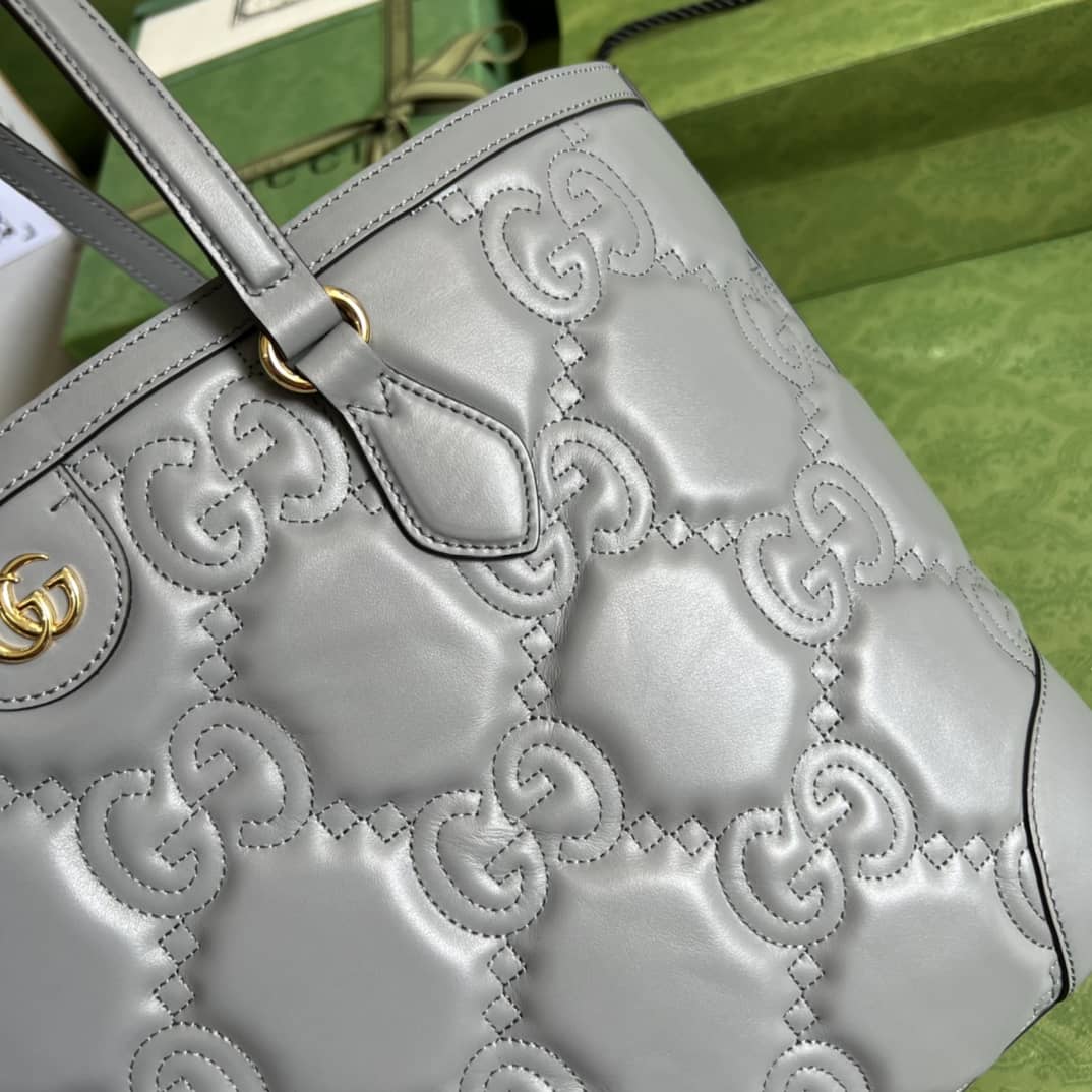 Gvc*1 GG Matelassé Leather Medium Tote Bag 631685 Replica