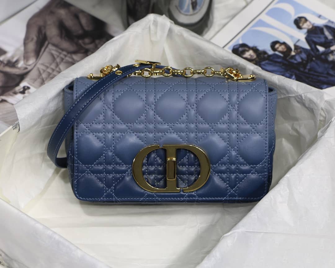 Chr1st1an D10r Caro Replica Bag
