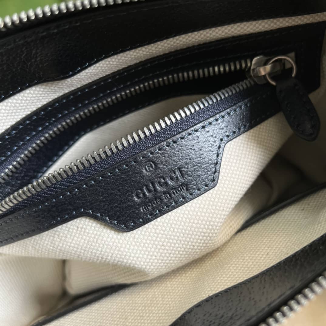 Gvc*1 Messenger Bag With Interlocking G 674164 Replica