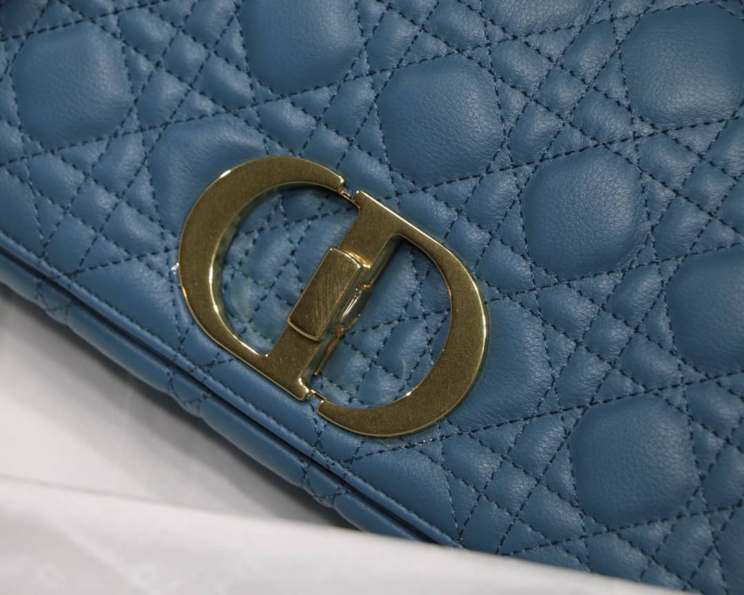 Chr1st1an D10r Caro Replica Bag