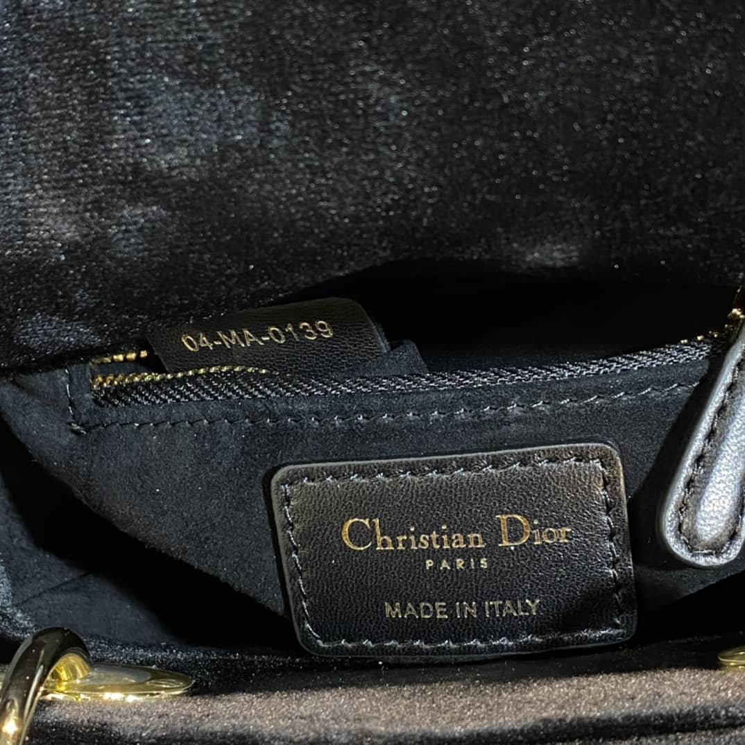 Chr1st1an D10r Lady 17CM Replica Bag